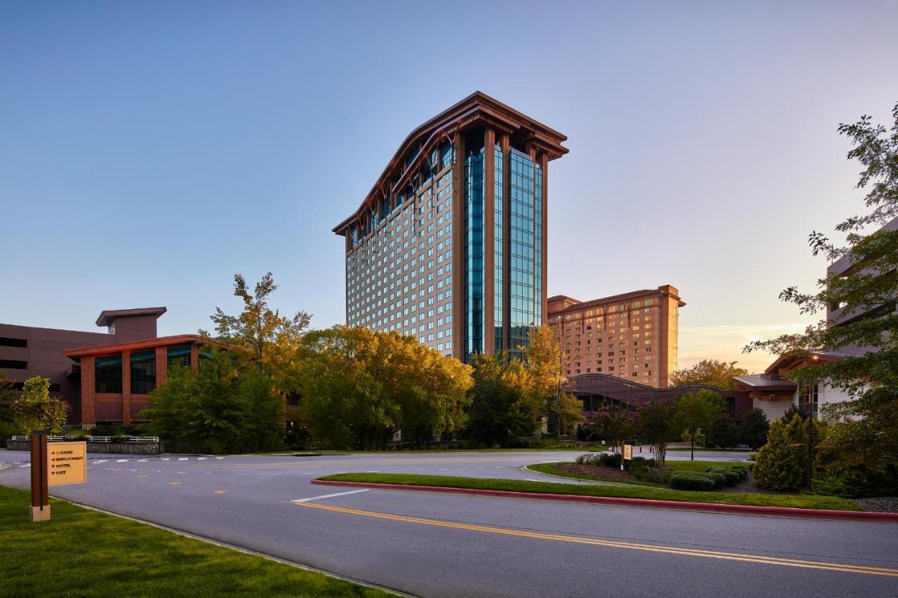 ฮาร์ราส์ เชโรกี คาสิโน รีสอร์ต Hotel เชอโรคี ภายนอก รูปภาพ