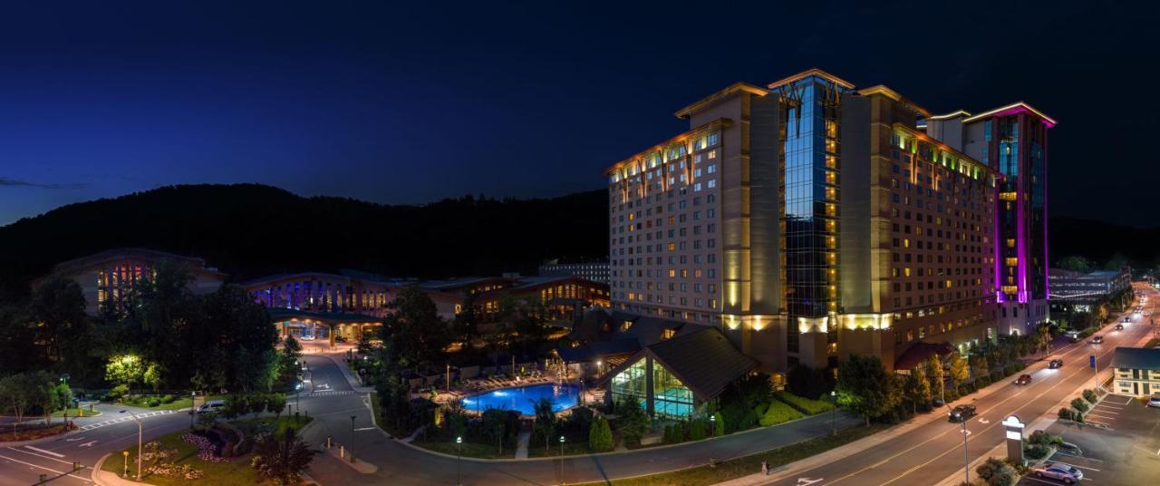ฮาร์ราส์ เชโรกี คาสิโน รีสอร์ต Hotel เชอโรคี ภายนอก รูปภาพ